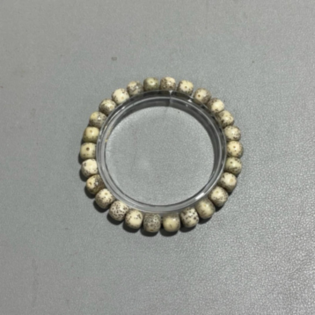 Y549星月菩提海南料9×8单圈手串