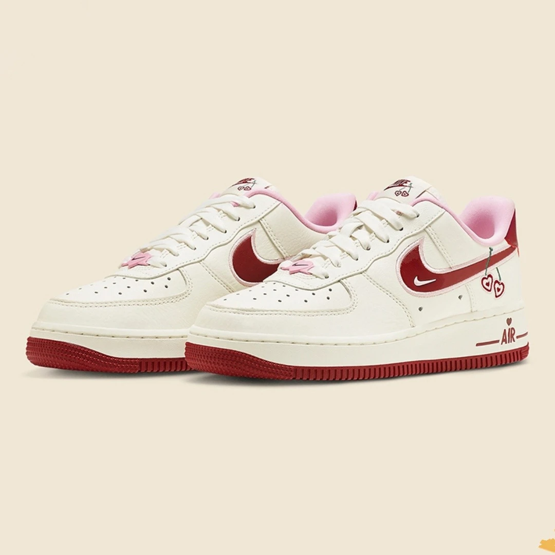 Nike Air Force AF1空军一号情人节限定爱心刺绣板鞋 FD4616-161