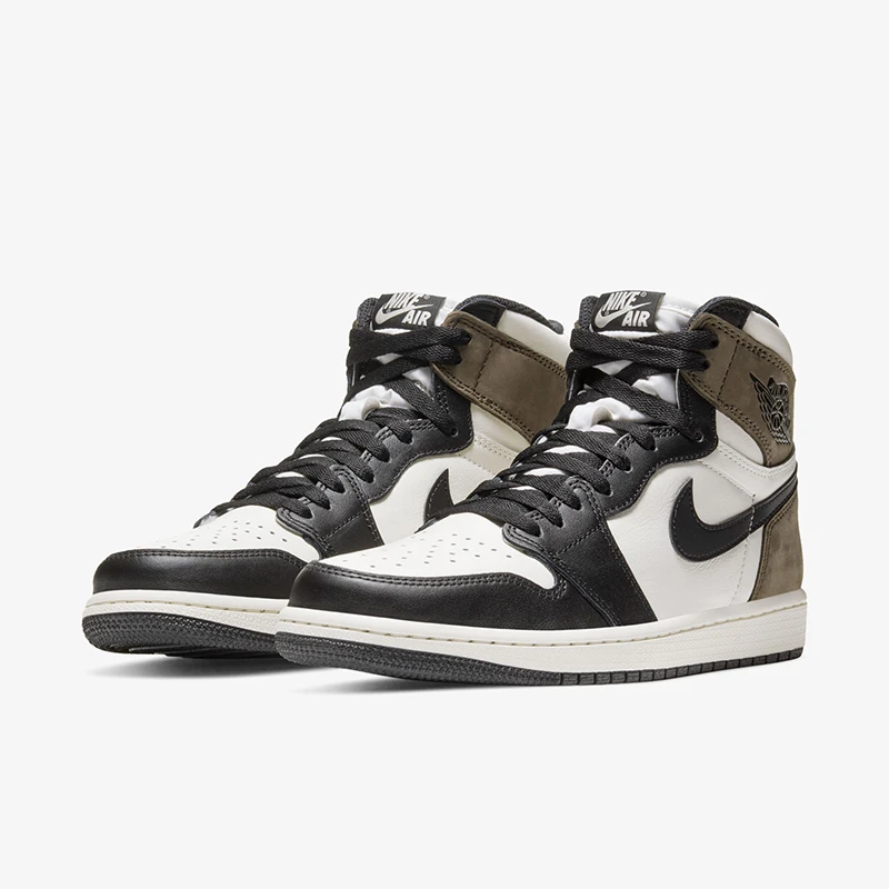 Air Jordan 1 AJ1黑摩卡 小倒钩 复古高帮女子篮球鞋575441-105