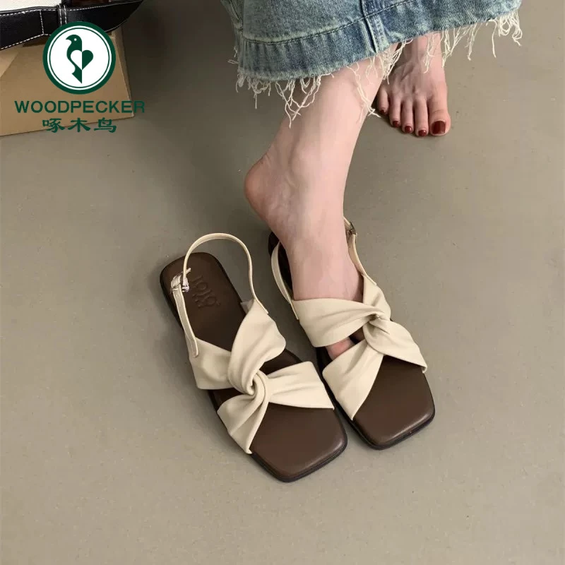 啄木鸟一字带凉鞋女夏外穿2024新款配裙子露趾平底沙滩罗马凉拖鞋