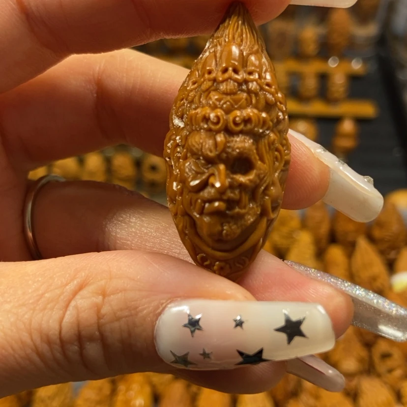 【闪购商品】橄榄核核雕768爱