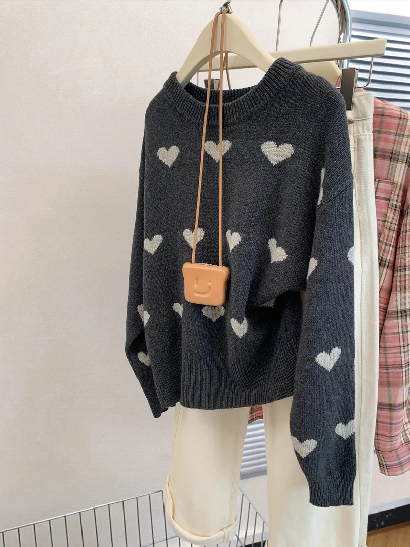 NUMEN BUTTON/灵扣2024秋季新款图案设计感宽松舒适套头针织衫女