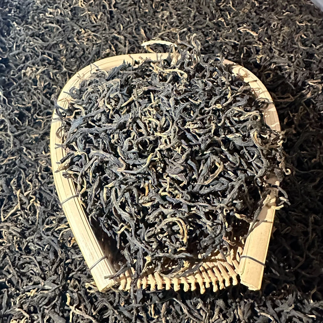 2024年大雪山古树晒红散茶100g