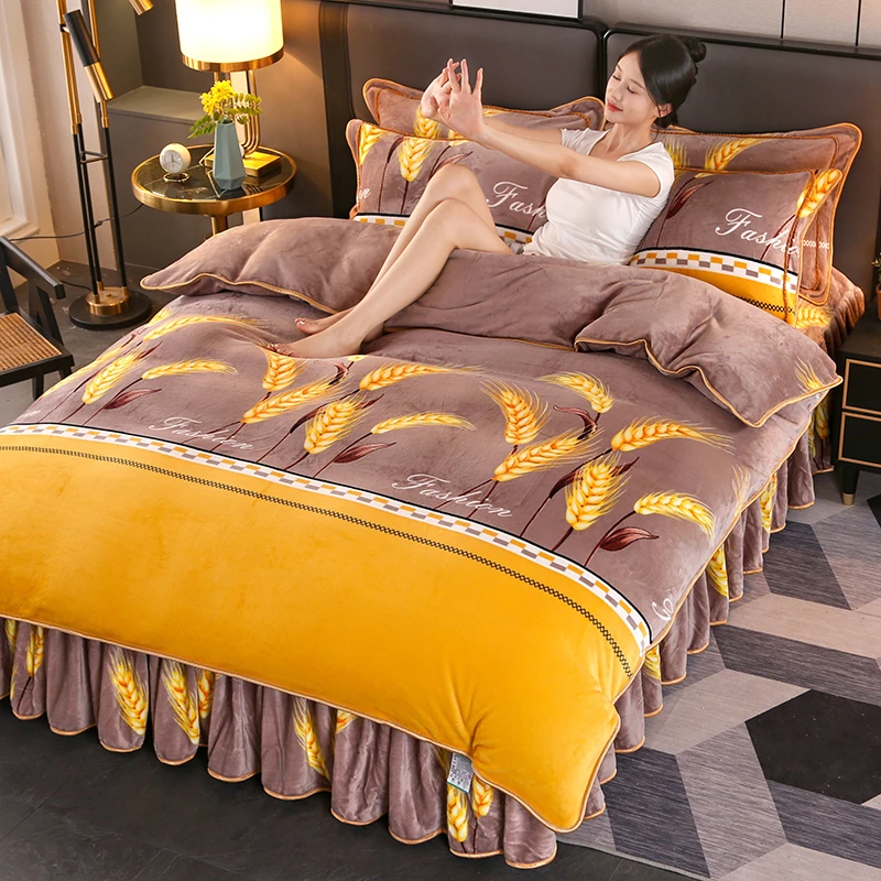 【热卖】8-9斤加厚牛奶绒四件套保暖加绒双面绒双人绒包边印花套件