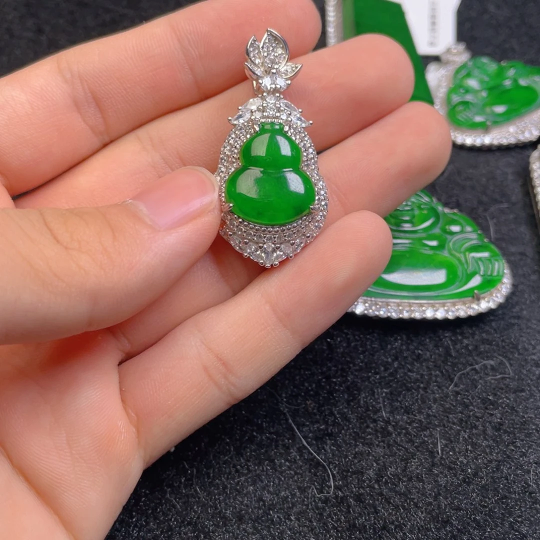 翡翠吊坠(不含链)未镶嵌