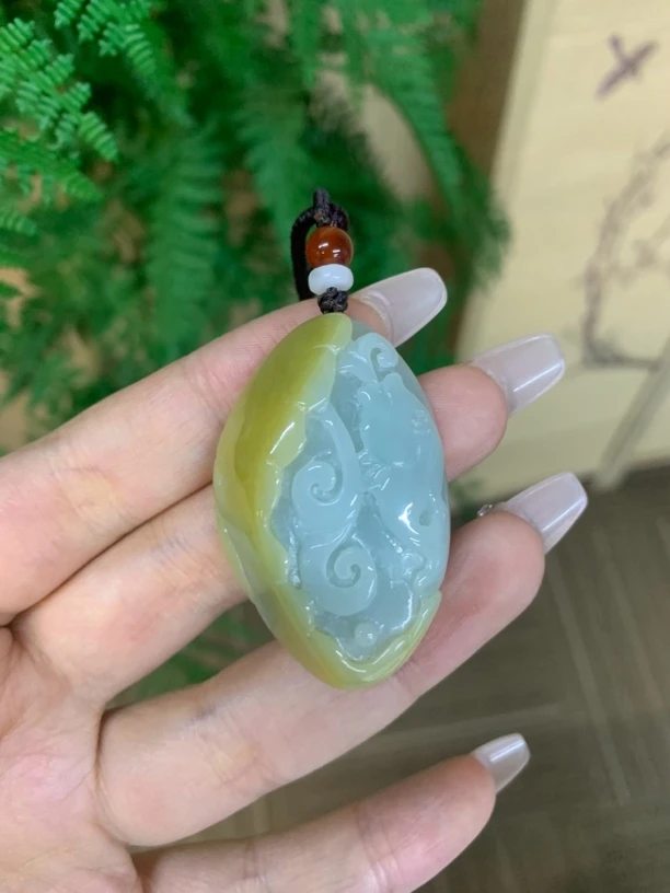 翡翠成品未镶嵌裸石