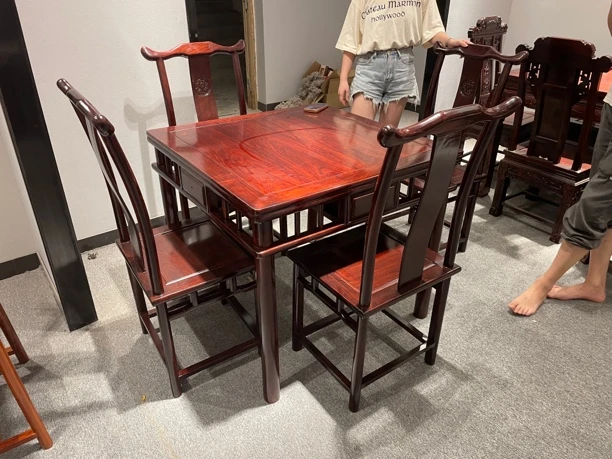 刺猬紫檀四方桌5件套酸枝色