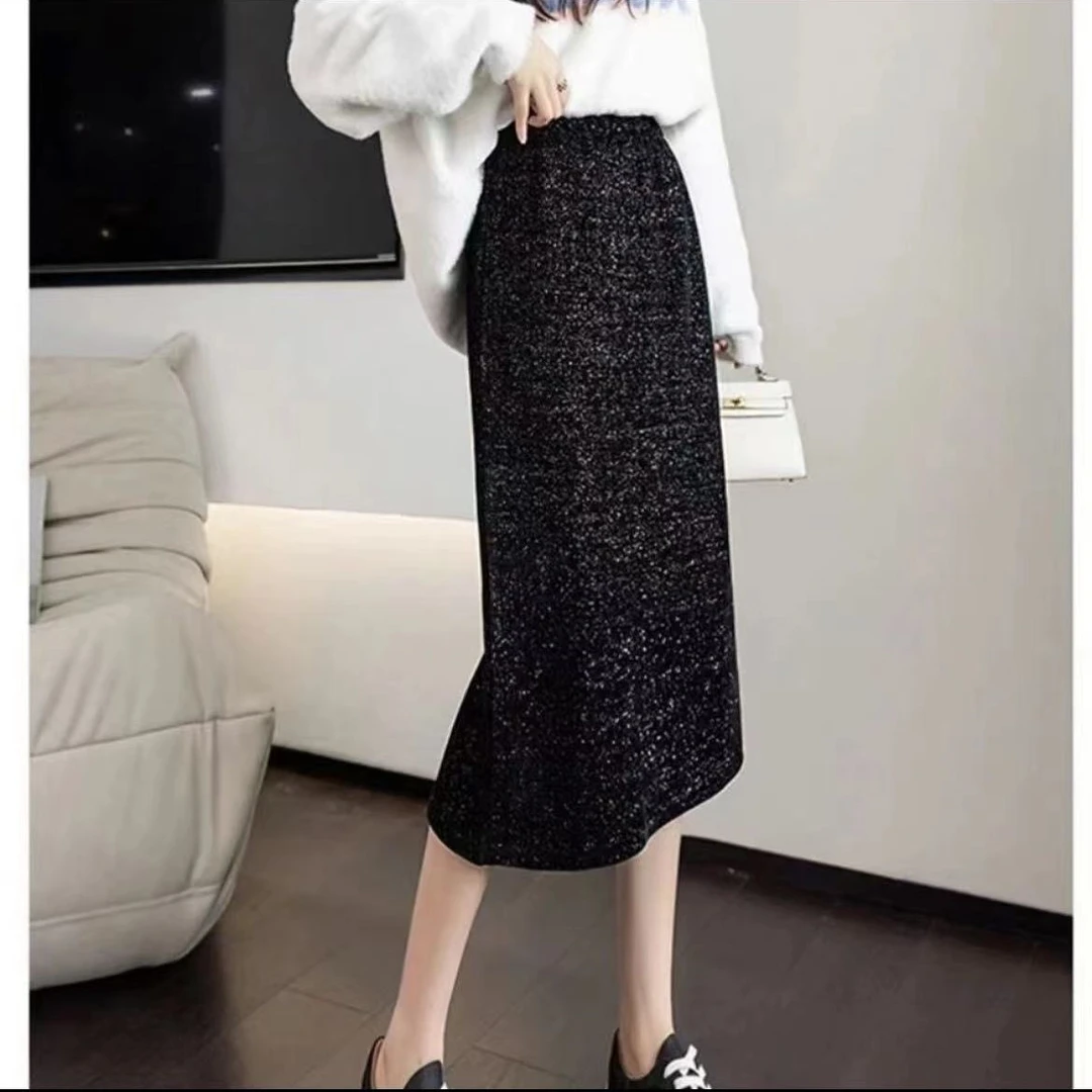 2024春夏丝绒亮丝显瘦半身裙百搭女装松紧腰气质中长款直筒裙