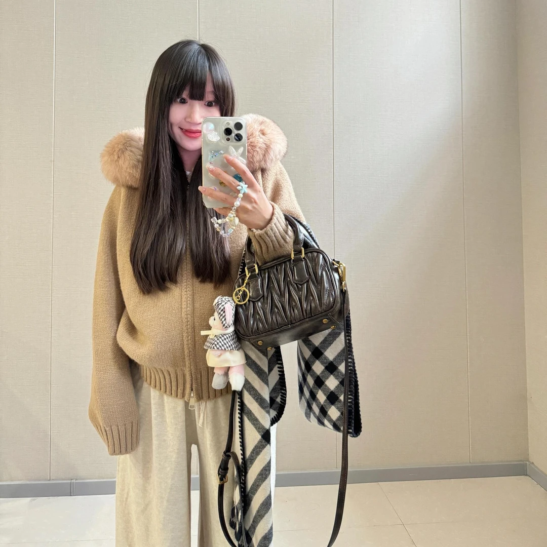 韩系时尚高级感气质大毛领针织开衫女秋冬卡其色宽松毛衣外套上衣