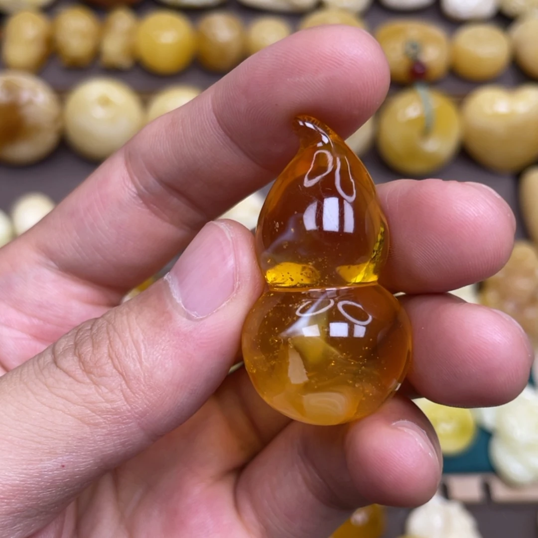 【闪购商品】琥珀裸石未镶嵌海*