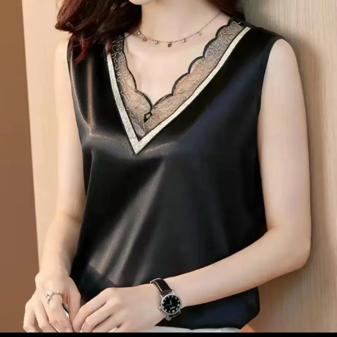 2025-22新款气质蕾丝领口包条小背心