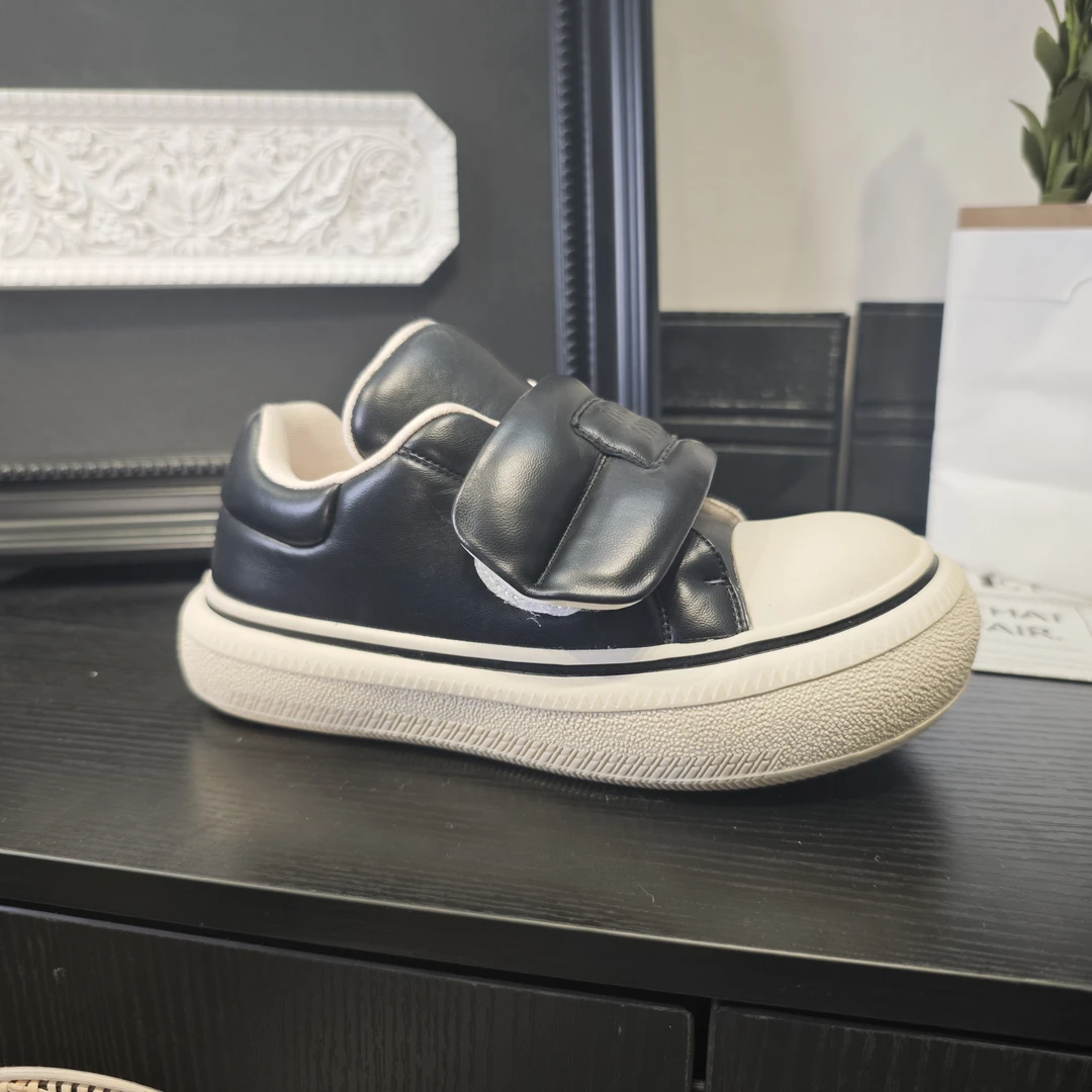 春季新款冷粘工艺低帮休闲鞋百搭透气平底板鞋 X 8967