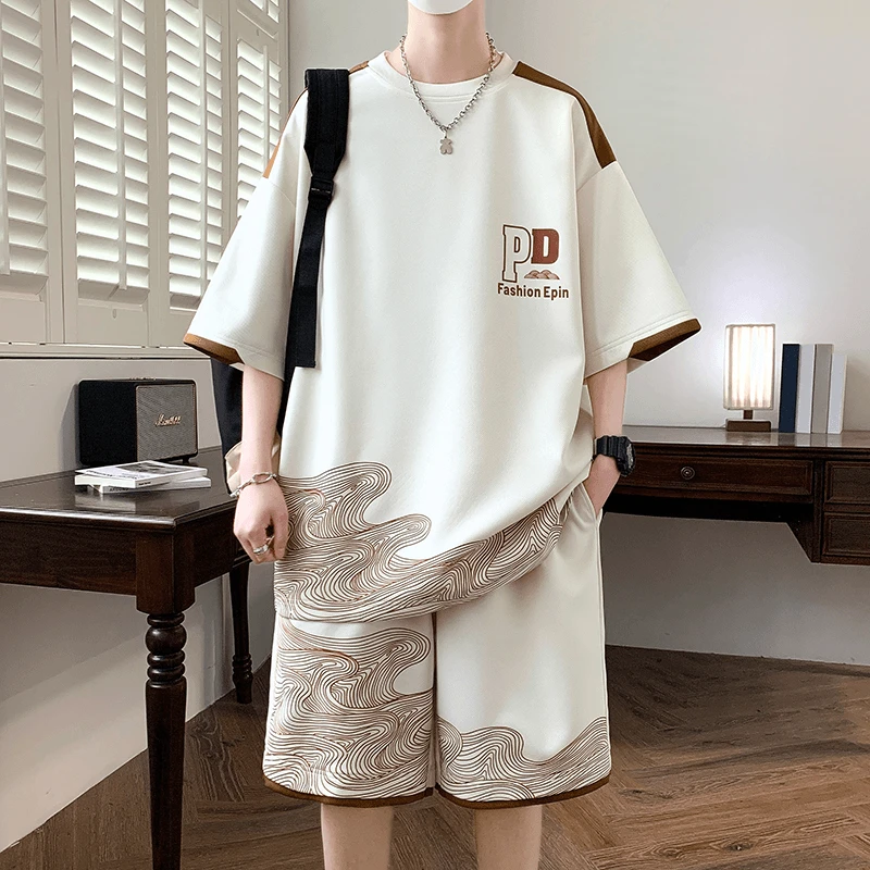 夏季短袖短裤套装男士T恤青少年港风宽松大码潮牌学生帅气穿搭潮