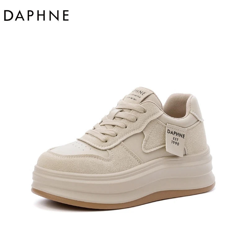 达芙妮高颜值圆头舒适板鞋女秋季小个子厚底增高休闲运动鞋单鞋