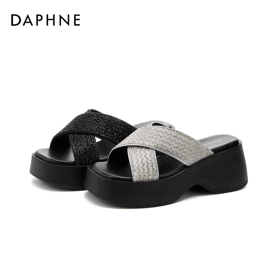 达芙妮网红时尚女款百搭夏季外穿厚底一字拖鞋露趾复古港风凉拖鞋