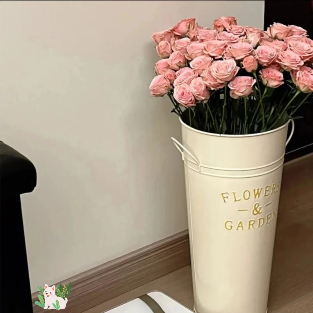 鲜花桶醒花桶复古铁艺花瓶泡花插干花桶花店家用花器装饰花盆C434