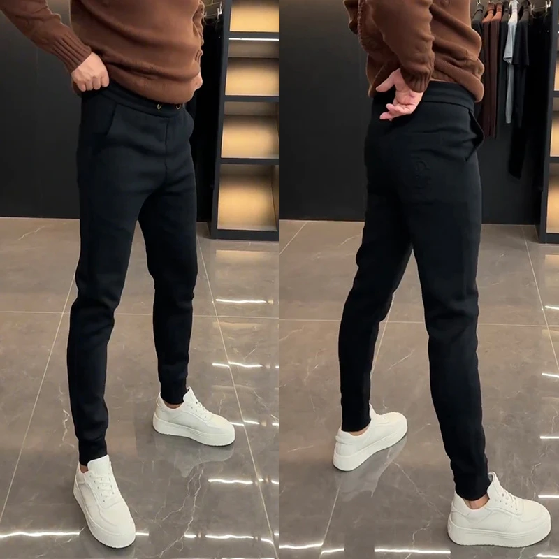 2025秋冬款休闲裤男高档压花简约小脚裤加绒时尚修身百搭束脚卫裤