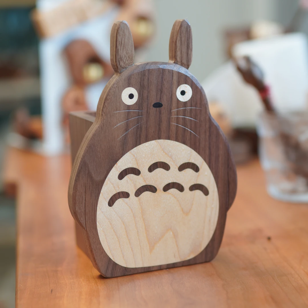 龙猫笔筒 桌面摆件收纳笔筒