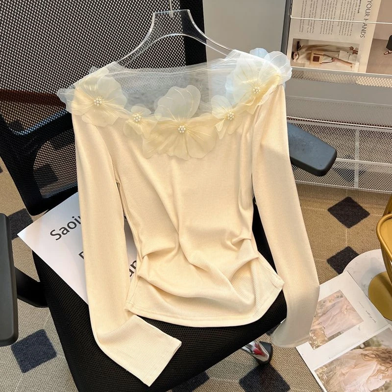 杏色修身百搭甜辣妹上衣女秋季新款立体花朵网纱圆领长袖气质T恤