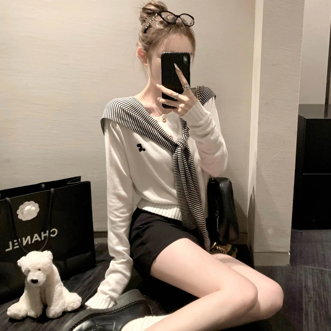 秋冬韩系甜美减龄学院风撞色针织开衫女条纹披肩真两件上衣0104