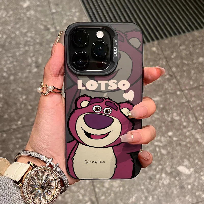 背影草莓熊iPhone15_14Promax手机壳14Pro磨砂11_12_13_14软xs_xr