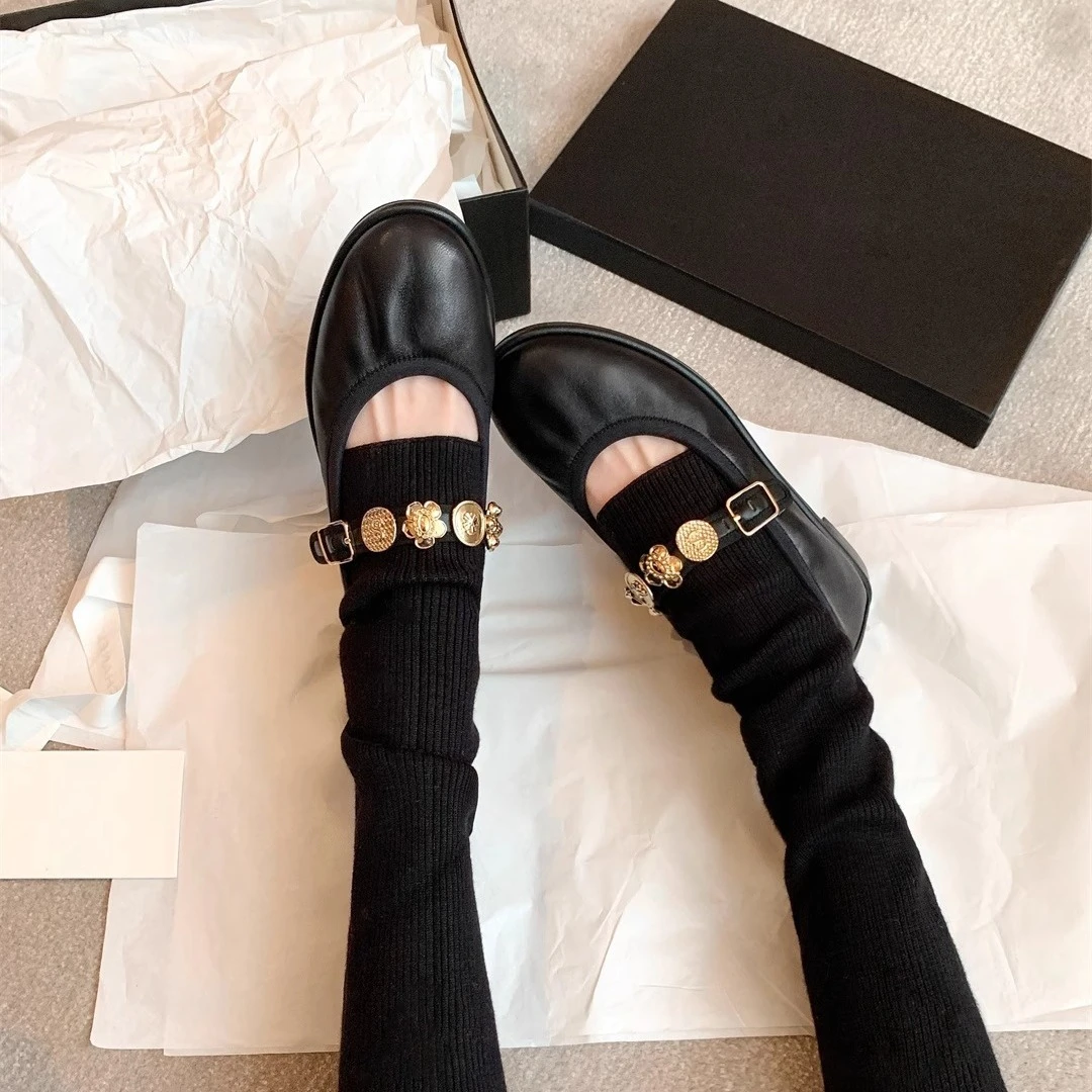 【苏茵茵同款】city小香~超软真皮徽章扣玛丽珍芭蕾鞋女奶奶单鞋秋