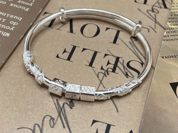 足银手链 拜合体亚尔纯银女士手镯