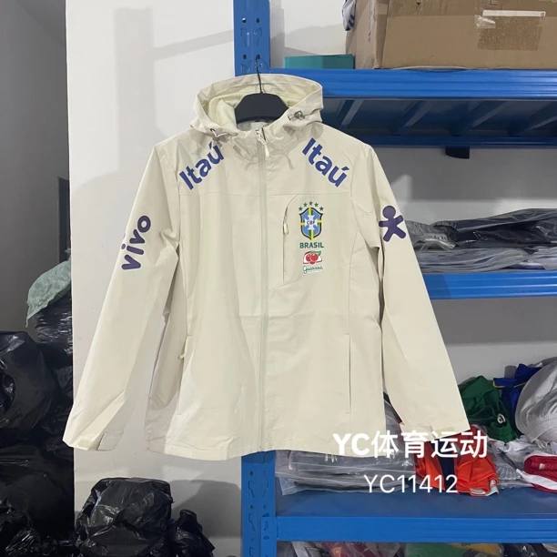 足球服巴西队长袖外套训练服冲锋衣保暖防风连帽内马尔同款冲锋衣