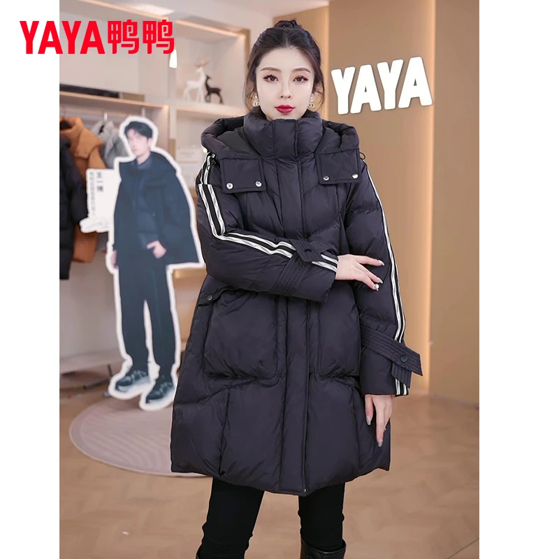 YAYA/鸭鸭中长款羽绒服女冬季2023新款韩版时尚连帽显瘦女士外套
