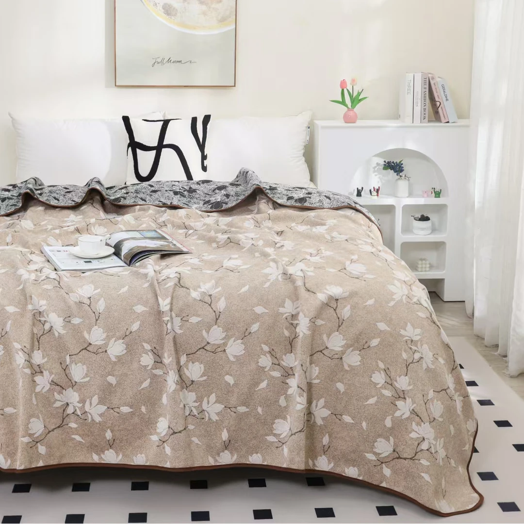 【兰亭序棕色】 高端浮雕肌理云貂绒热特棉多功能床盖2.4*2.5 加厚