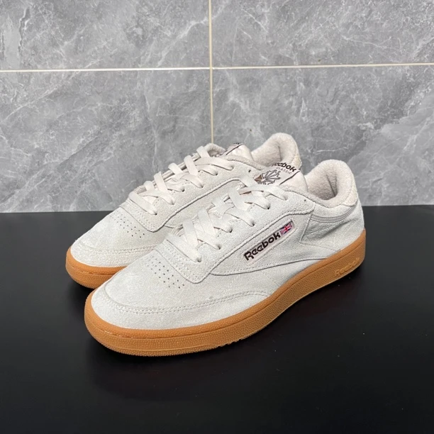 95新 Reebok/锐步 42.5码 锐步club58 灰色 无盒95新 球鞋