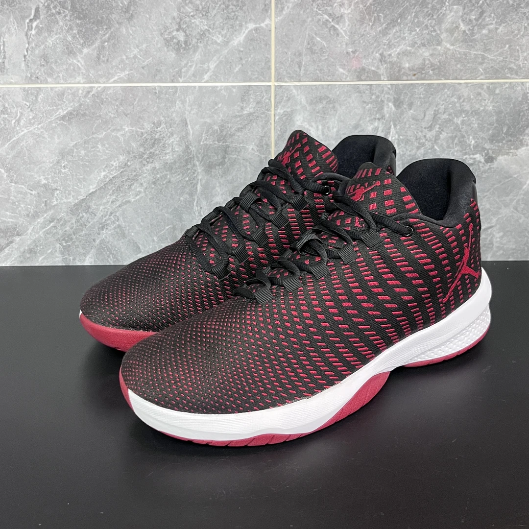 95新 NIKE/耐克 44码 fly球鞋 黑红 无盒 橙色可以 球鞋