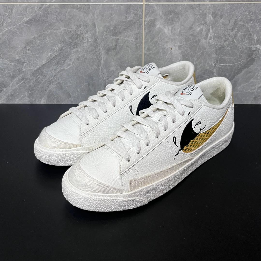 90新 NIKE/耐克 41码 开拓者 白棕 无盒 橙色可以 球鞋