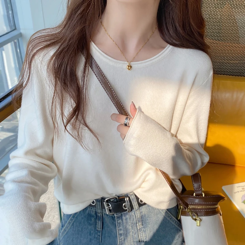 打底衫2024新款女秋冬内搭高级感毛衣白色长袖上衣早秋薄款针织衫