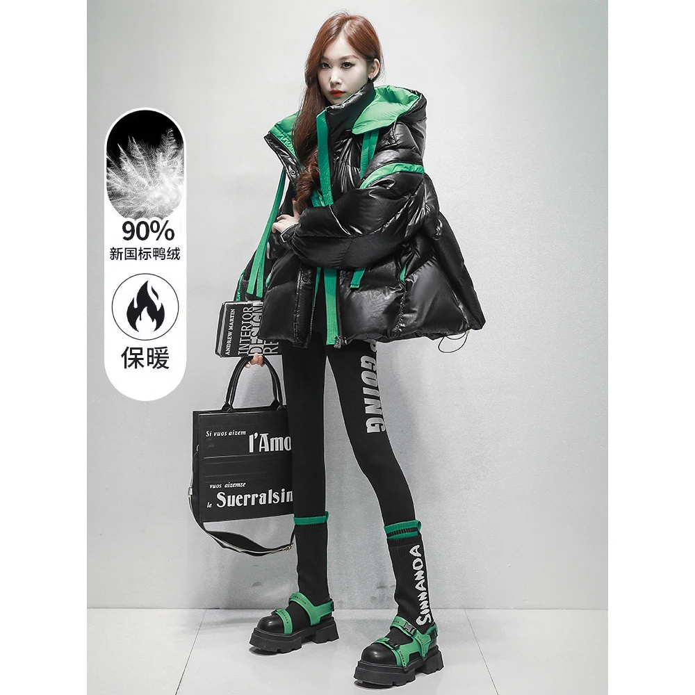 设计感小个子短款羽绒服女冬季2025年新款时尚洋气白鸭绒拼色外套