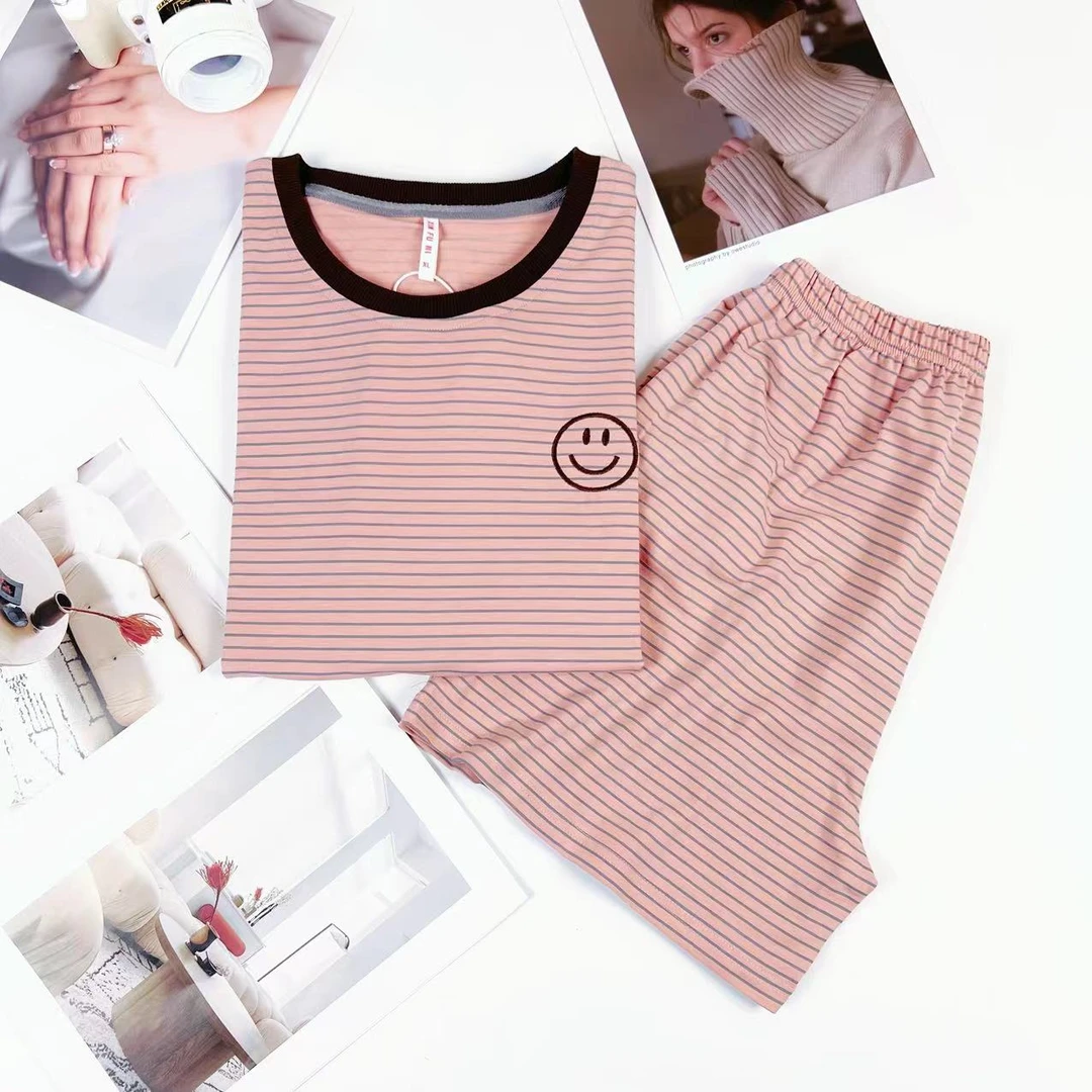 睡衣女棉简约风粉绿条纹笑脸短袖短裤宽松家居服两件套装-016