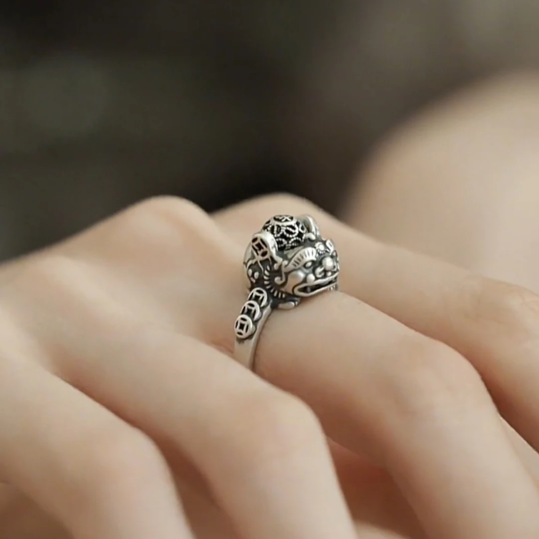 铜合金戒指 复古风做旧可转动铜钱貔貅戒指新中式国潮可调节指环