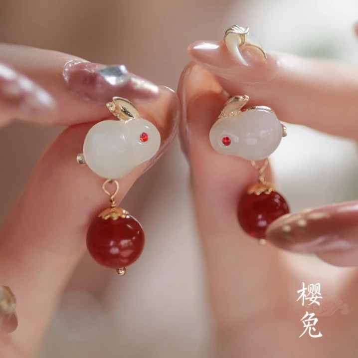 铜合金仿水晶耳饰 复古本命年生肖兔耳环女兔年古风汉服旗袍配饰
