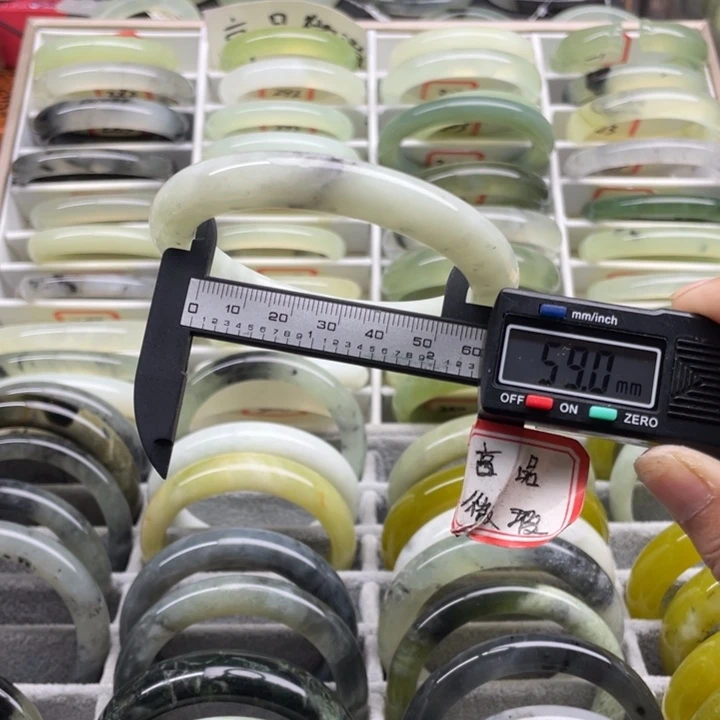 蛇纹石玉手镯未镶嵌021