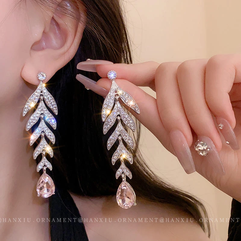 合金合成锆石耳饰 银针镶钻蝴蝶结耳环轻奢长款流苏小众耳钉耳饰