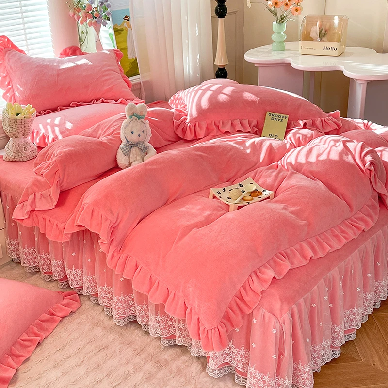 （床裙款活动中）爆款8斤以上加厚纯色牛奶绒蕾丝花边床裙四件套