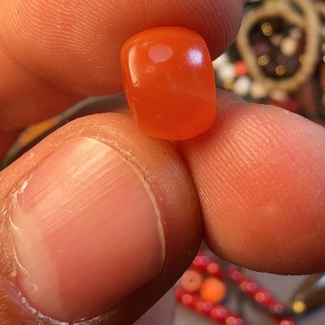 【闪购商品】琉璃颈饰浮**水