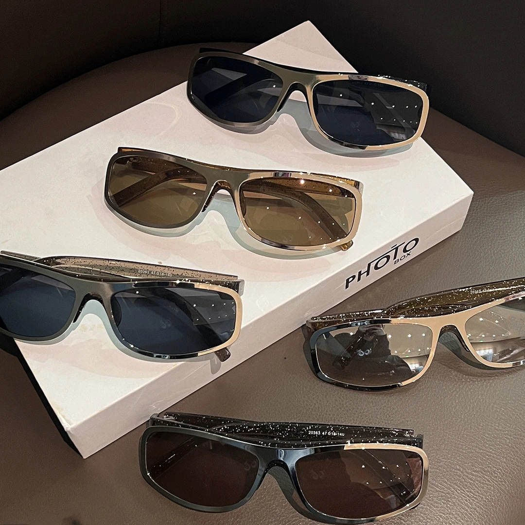 复古轻奢高级感y2k太阳眼镜2024新款个性辣妹风拍照凹造型墨镜男