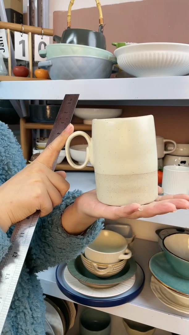【闪购商品】陶瓷碗粗陶异型杯子1个