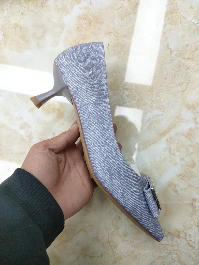 898-18时尚断码百搭高跟女单鞋