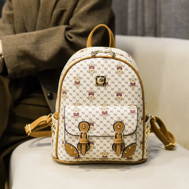 时尚高档双肩包女学生小熊印花轻奢百搭洋气书包通勤旅行妈咪背包