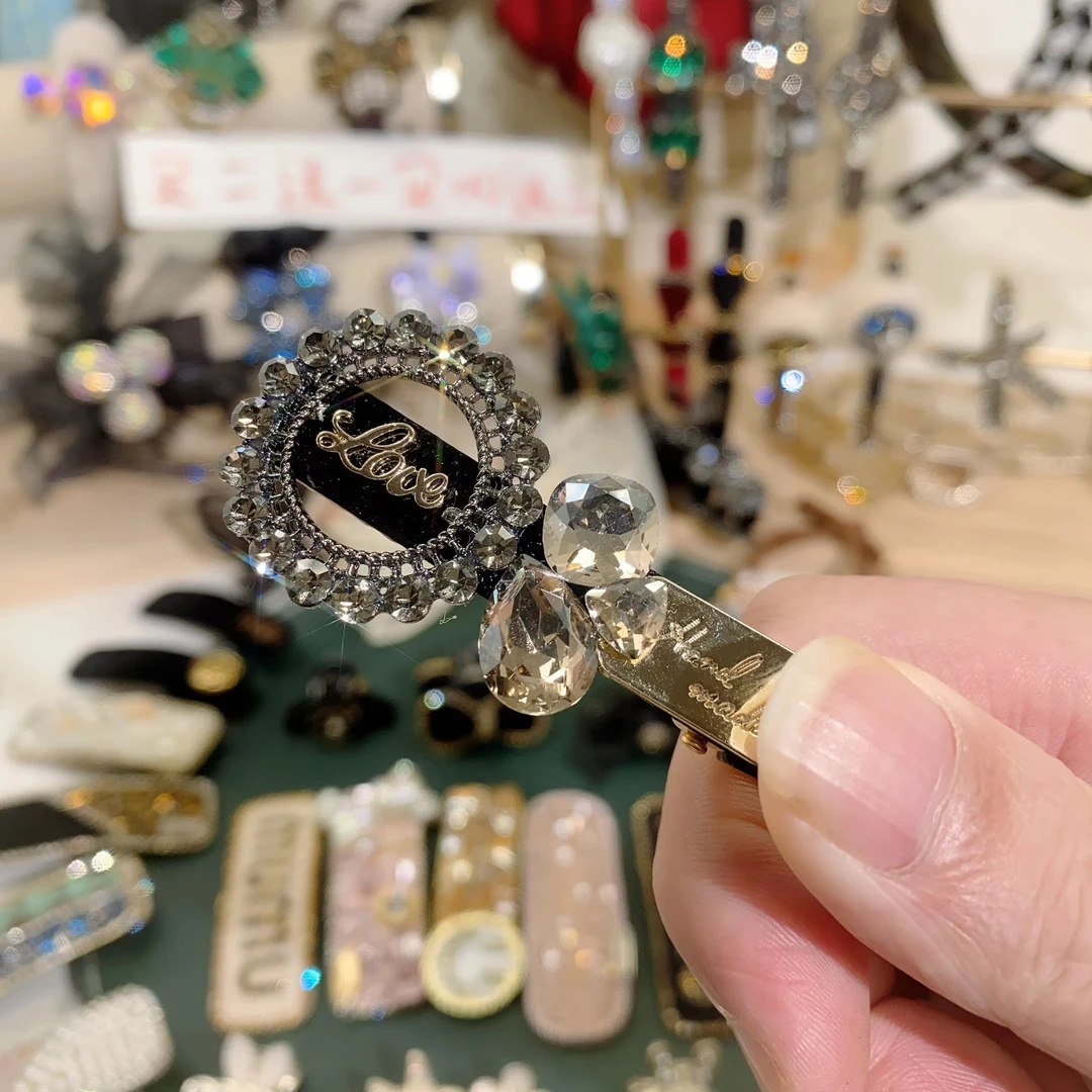 Y0029-轻奢ins风-设计款-高级感-向日葵-侧边-刘海夹-鸭嘴夹≈6cm