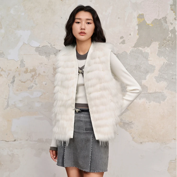MAXRIENY24新款名媛富家千金风外套冬款名媛气质貉子毛皮草
