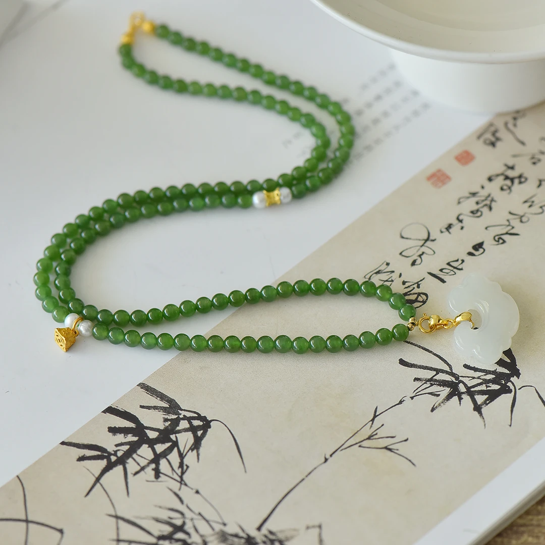 凌云阁天然和田玉项链