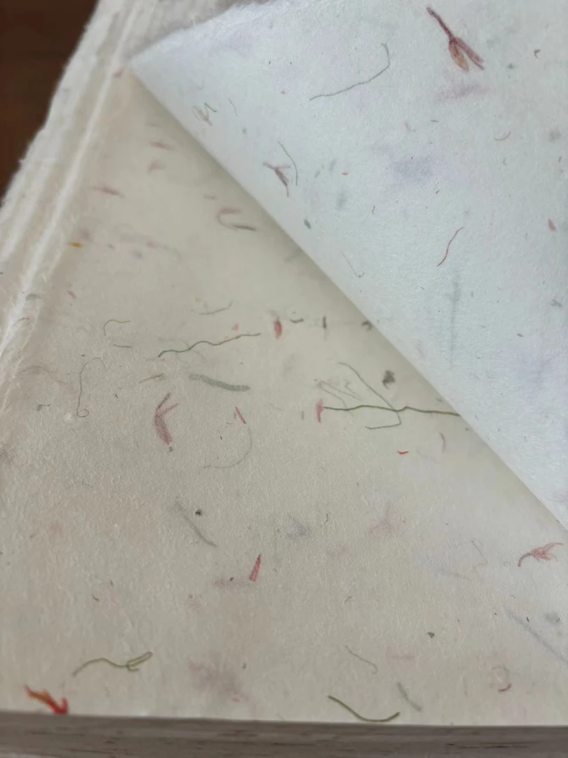 纯手工花草云龙皮纸34*69CM 一刀50张